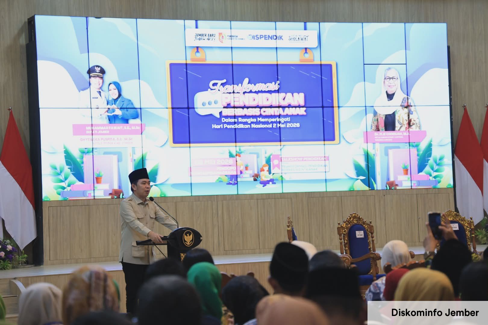 Gus Fawait Peringati Hardiknas 2026,Dengan Talkshow Edukatif Mengentas Kemiskinan dengan Pendidikan